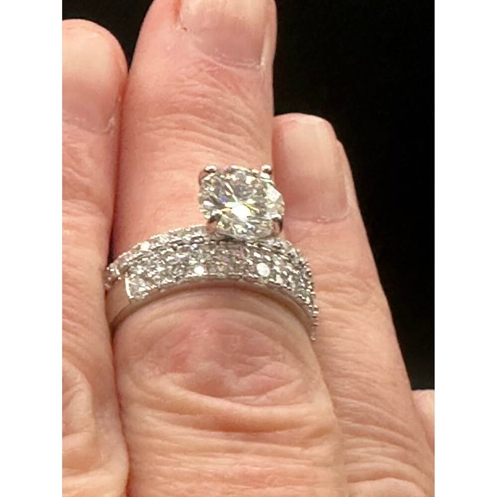 Luxury Moissanite Bridal Ring Set – 2.54 CT Center Size 9  Sterling Silver – NEW